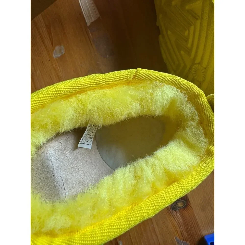 UGG Kids' Classic Ultra Mini Boots - Canary Yellow - Size 2